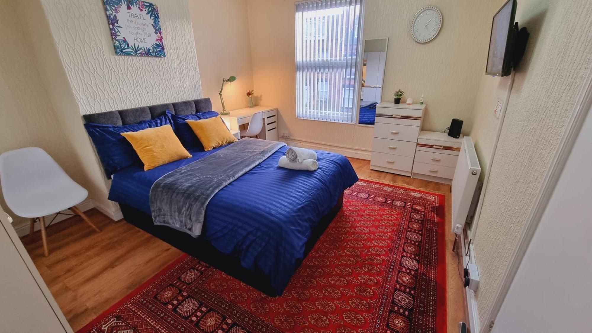 Spacious Two Bedroom House, Parking And Wifi Leeds  Exteriér fotografie